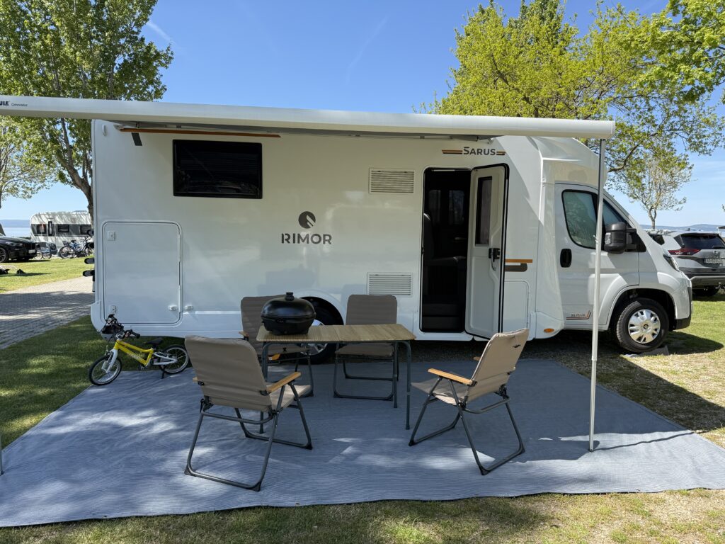 karavan na prenajom Malacky kempingová výbava